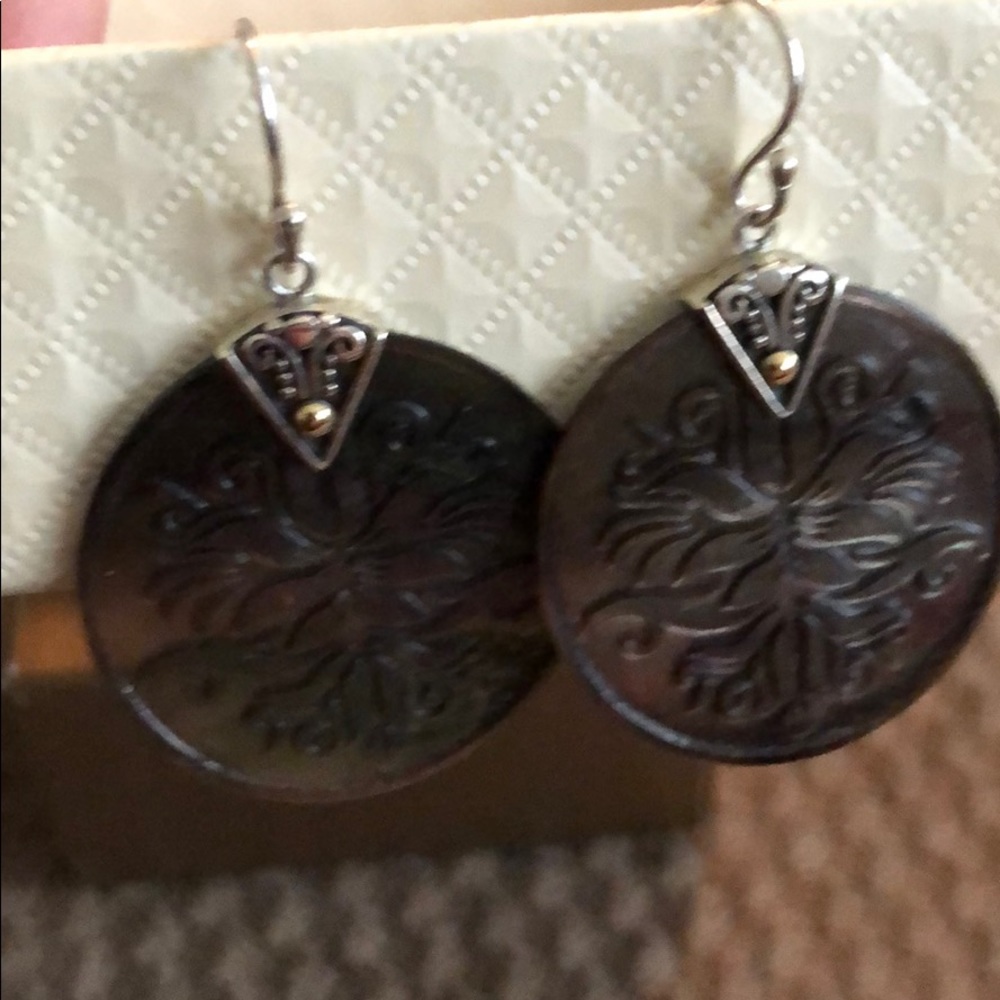 COPY - Black mother of pearl earrings